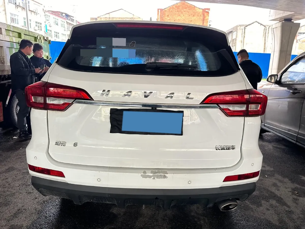 2019 Haval M6 1.5T 150HP L4 7DCT,autocango,china used car exporter,china ev exporter,chinese used car exporter,chinese used ev exporter