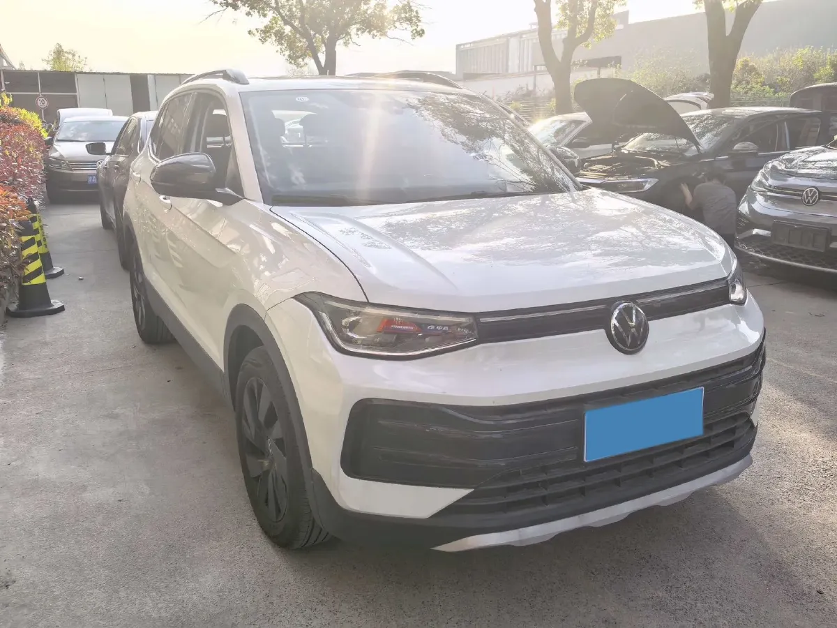 2025 Volkswagen Tharu 1.5T 160HP L4 7DCT,autocango,china used car exporter,china ev exporter,chinese used car exporter,chinese used ev exporter