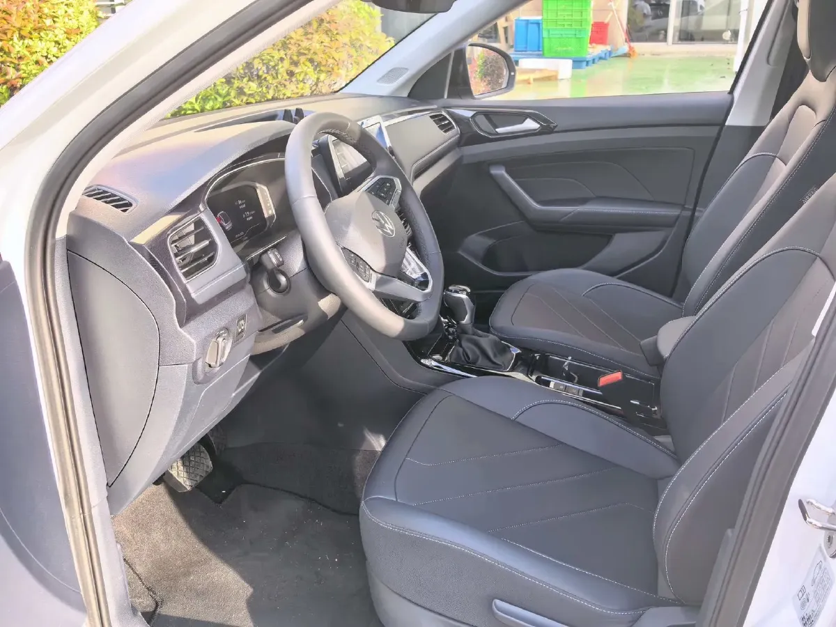 2025 Volkswagen Tharu 1.5T 160HP L4 7DCT,autocango,china used car exporter,china ev exporter,chinese used car exporter,chinese used ev exporter