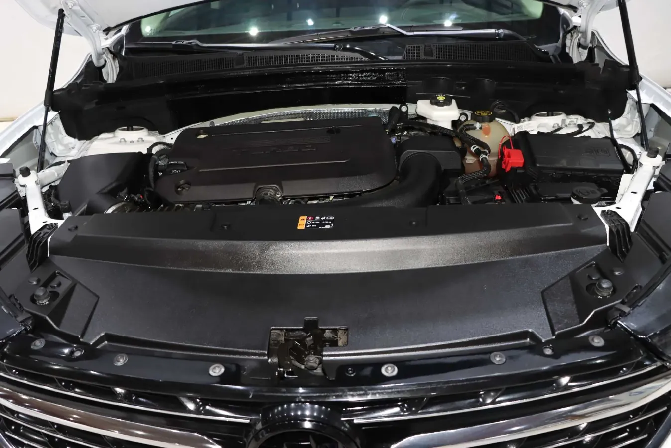 2022 Buick EnvisionS 2.0T 237HP L4 9AT,autocango,china used car exporter,china ev exporter,chinese used car exporter,chinese used ev exporter