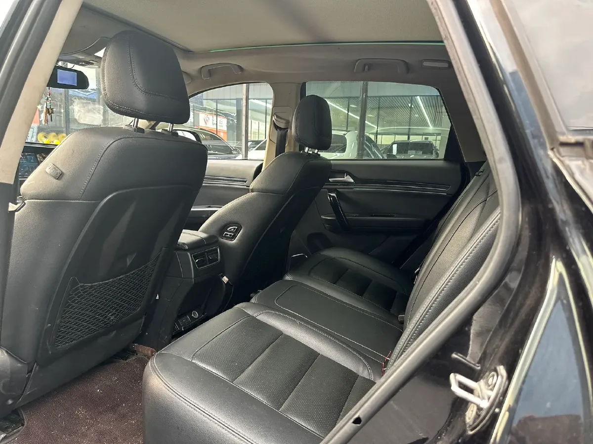 2017 ChangAn Raeton 1.5T 170HP L4 6AT,autocango,china used car exporter,china ev exporter,chinese used car exporter,chinese used ev exporter