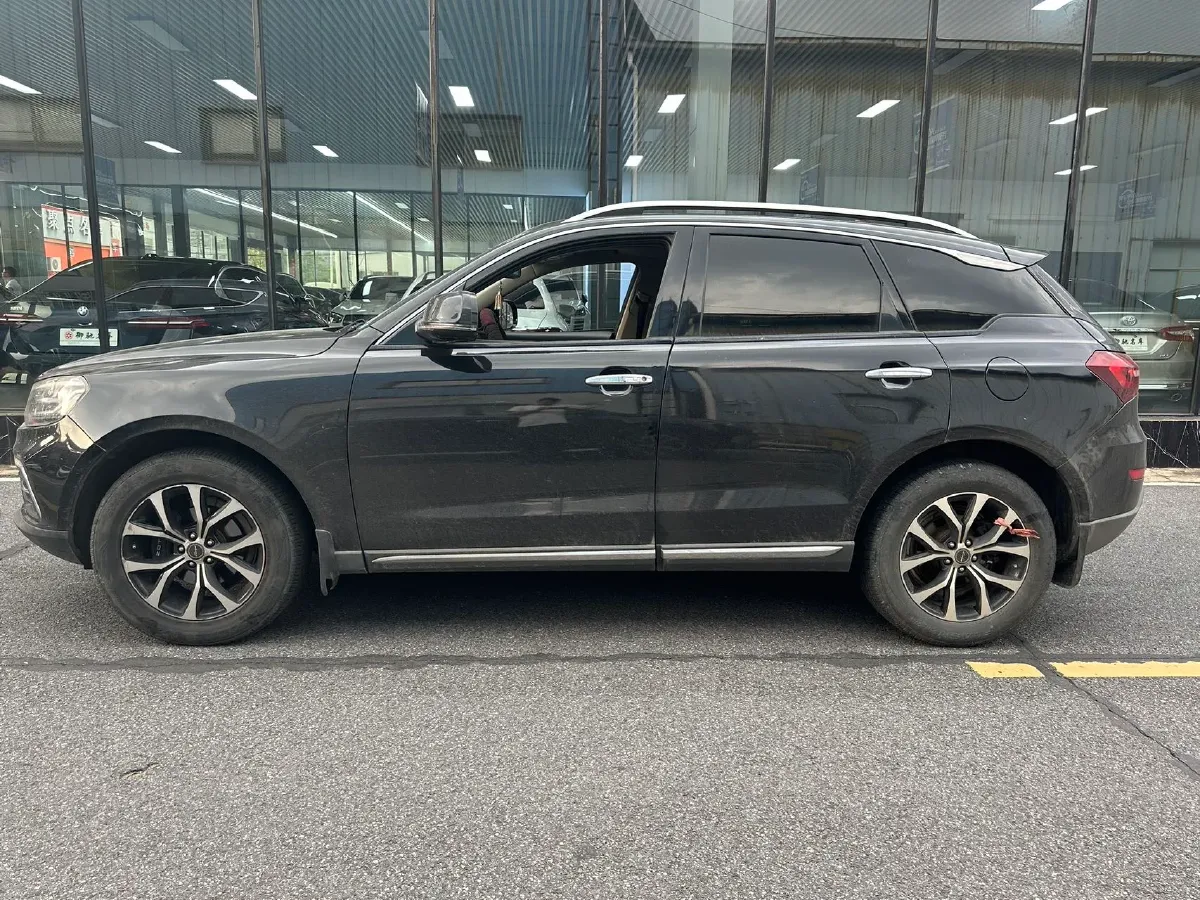 2017 ChangAn Raeton 1.5T 170HP L4 6AT,autocango,china used car exporter,china ev exporter,chinese used car exporter,chinese used ev exporter