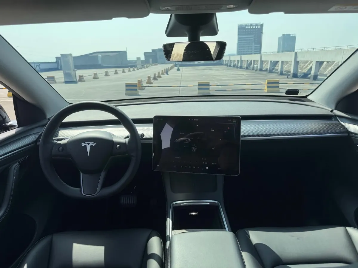 2022 Tesla Model Y BEV 60KWH,autocango,china used car exporter,china ev exporter,chinese used car exporter,chinese used ev exporter