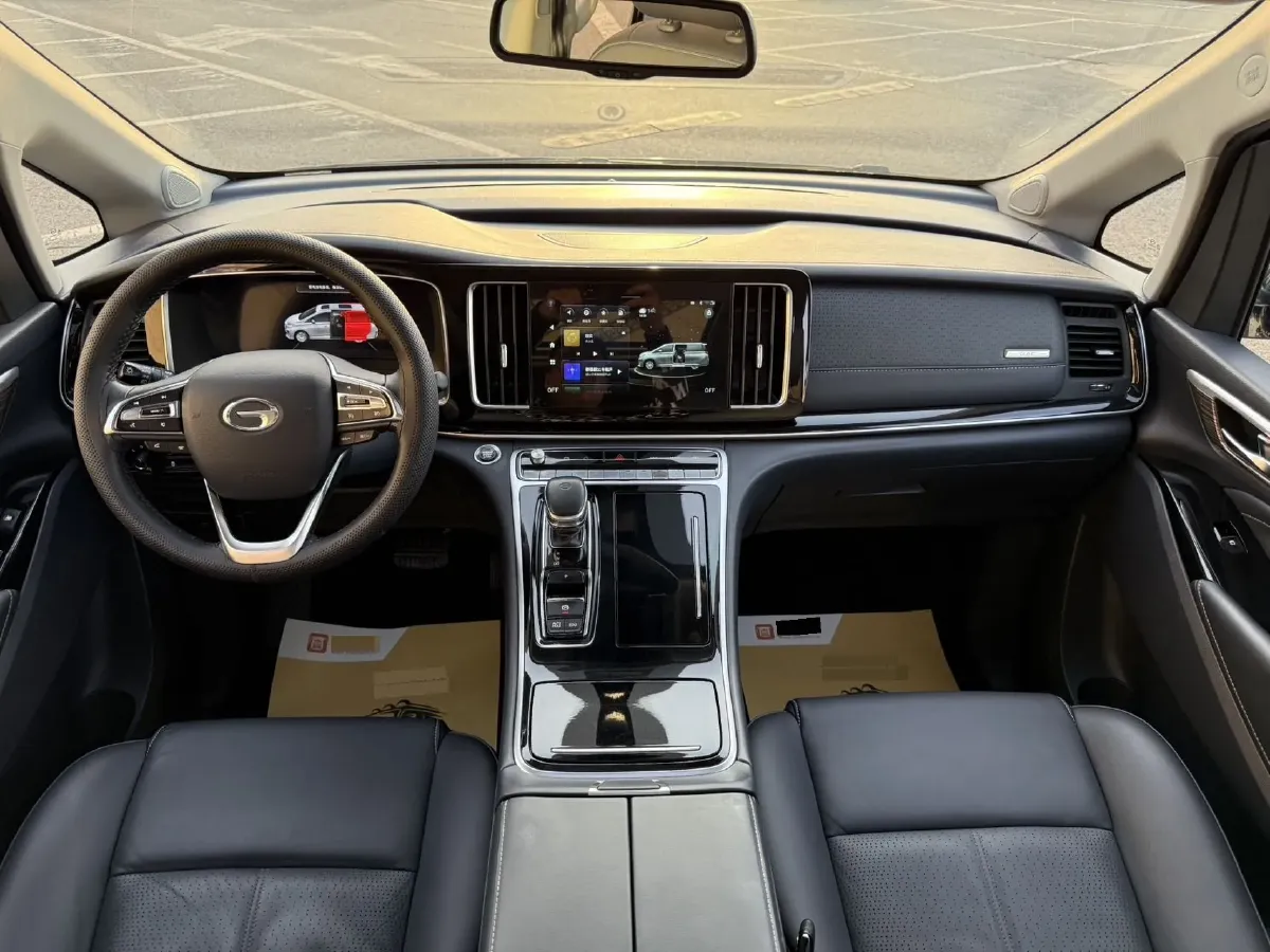 2021 GAC Trumpchi M8 2.0T 252HP L4 8AT,autocango,china used car exporter,china ev exporter,chinese used car exporter,chinese used ev exporter