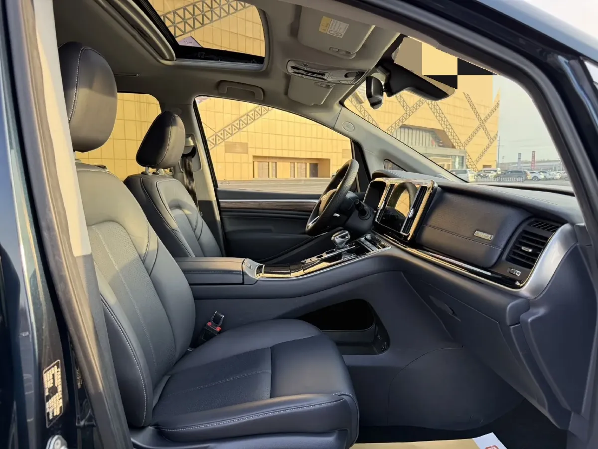 2021 GAC Trumpchi M8 2.0T 252HP L4 8AT,autocango,china used car exporter,china ev exporter,chinese used car exporter,chinese used ev exporter