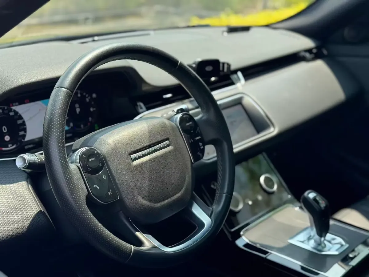 2020 Land Rover Range Rover Evoque 2.0T 249HP L4 9AT,autocango,china used car exporter,china ev exporter,chinese used car exporter,chinese used ev exporter