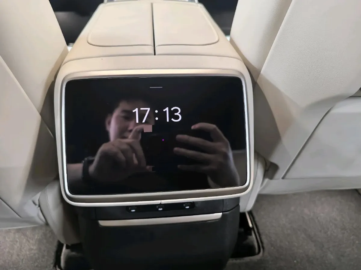 2025 ONVO L90 BEV,autocango,china used car exporter,china ev exporter,chinese used car exporter,chinese used ev exporter