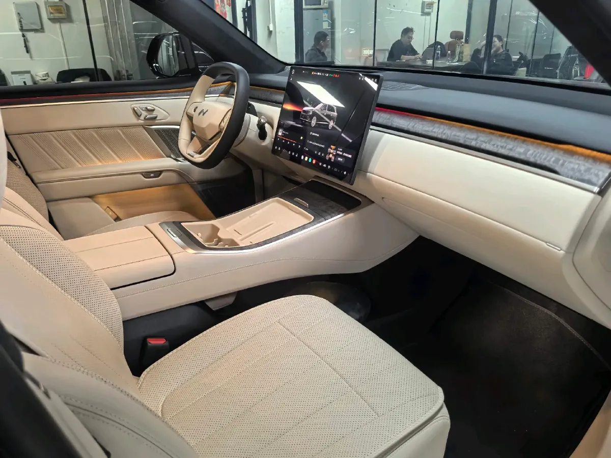 2025 ONVO L90 BEV,autocango,china used car exporter,china ev exporter,chinese used car exporter,chinese used ev exporter