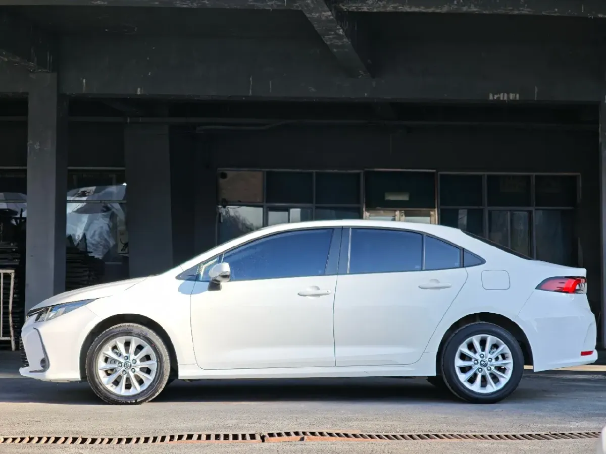 2022 Toyota Corolla 1.2T 116HP L4 CVT,autocango,china used car exporter,china ev exporter,chinese used car exporter,chinese used ev exporter