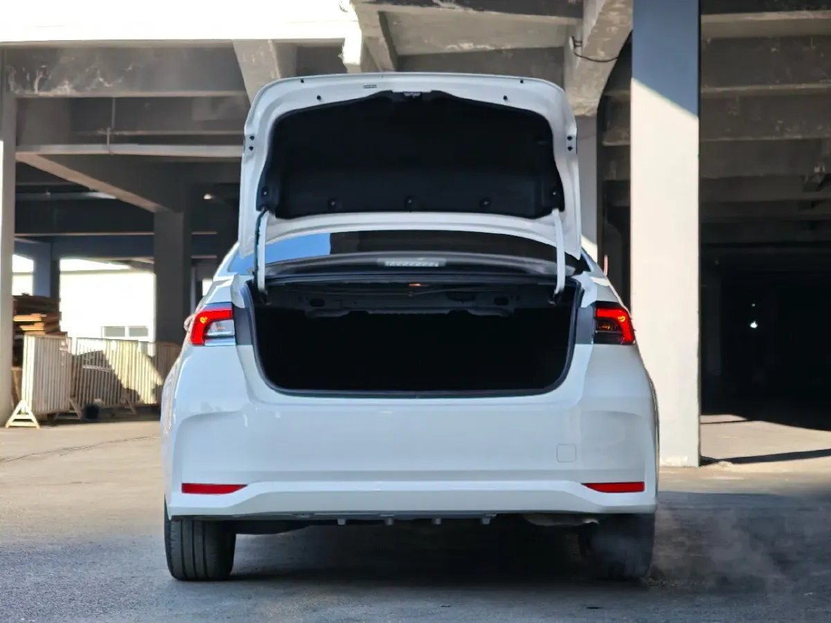 2022 Toyota Corolla 1.2T 116HP L4 CVT,autocango,china used car exporter,china ev exporter,chinese used car exporter,chinese used ev exporter