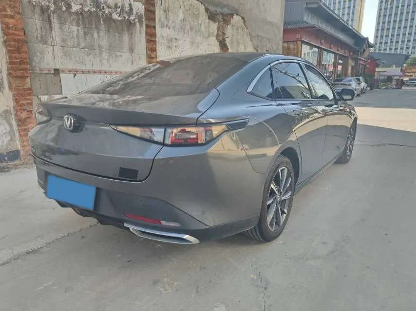 2024 ChangAn Eado 1.5T 170HP L4 7DCT,autocango,china used car exporter,china ev exporter,chinese used car exporter,chinese used ev exporter