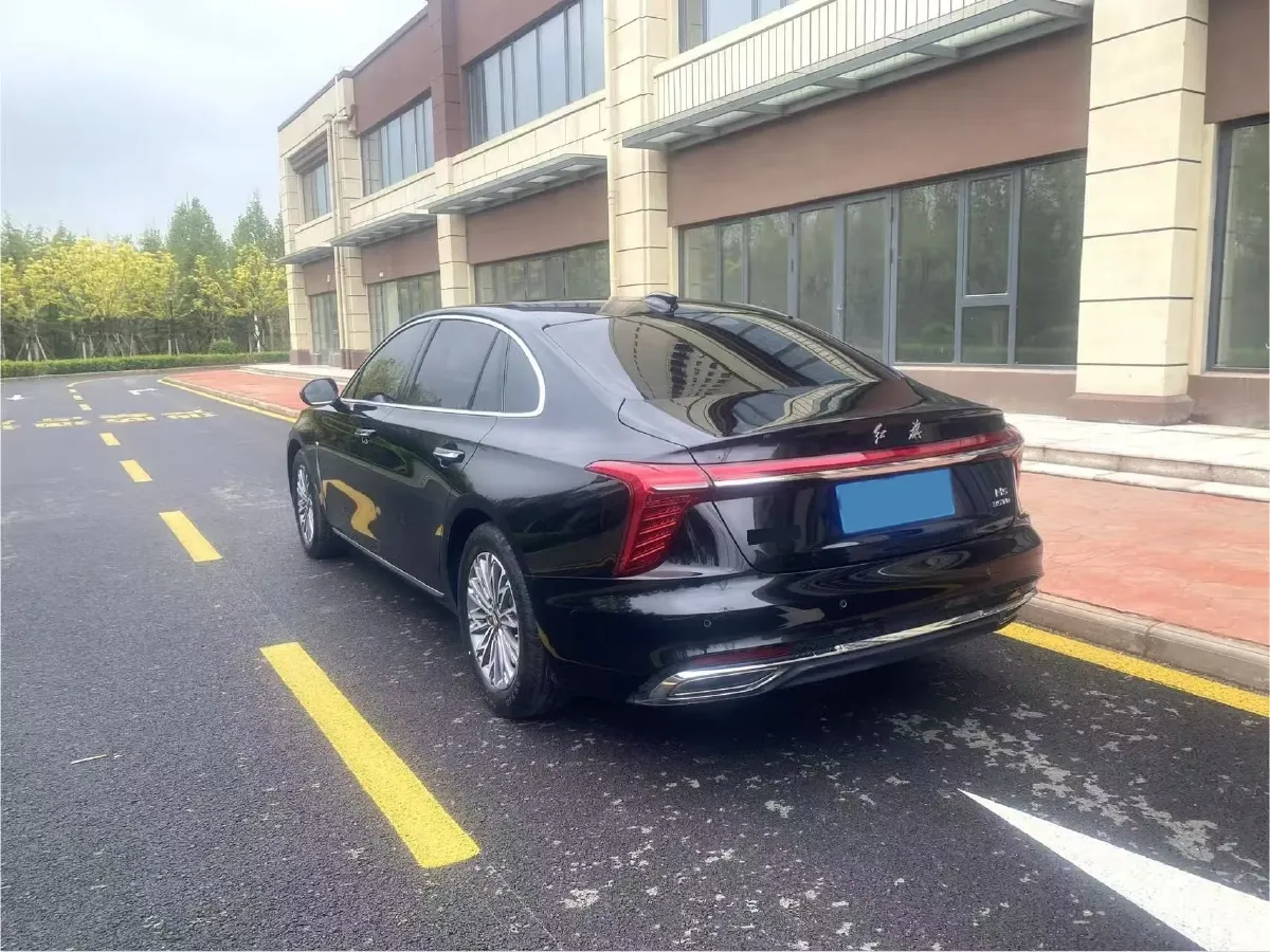 2024 HongQi H5 1.5T 169HP L4 7DCT,autocango,china used car exporter,china ev exporter,chinese used car exporter,chinese used ev exporter