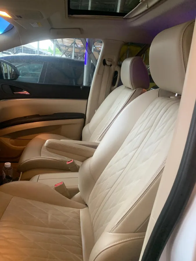 2023 Buick GL8 2.0T 237HP L4 9AT,autocango,china used car exporter,china ev exporter,chinese used car exporter,chinese used ev exporter