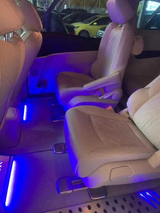 2023 Buick GL8 2.0T 237HP L4 9AT,autocango,china used car exporter,china ev exporter,chinese used car exporter,chinese used ev exporter