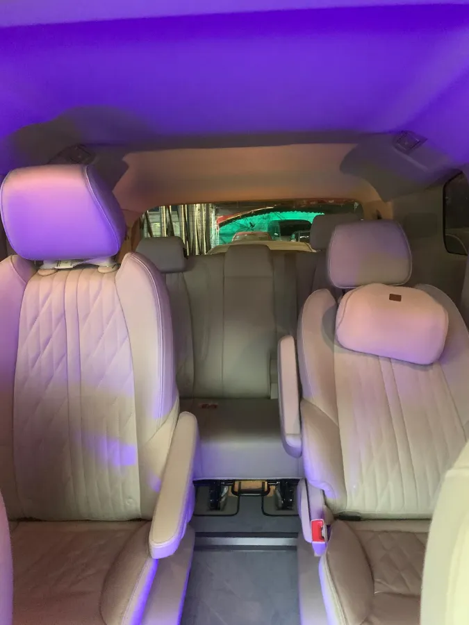 2023 Buick GL8 2.0T 237HP L4 9AT,autocango,china used car exporter,china ev exporter,chinese used car exporter,chinese used ev exporter