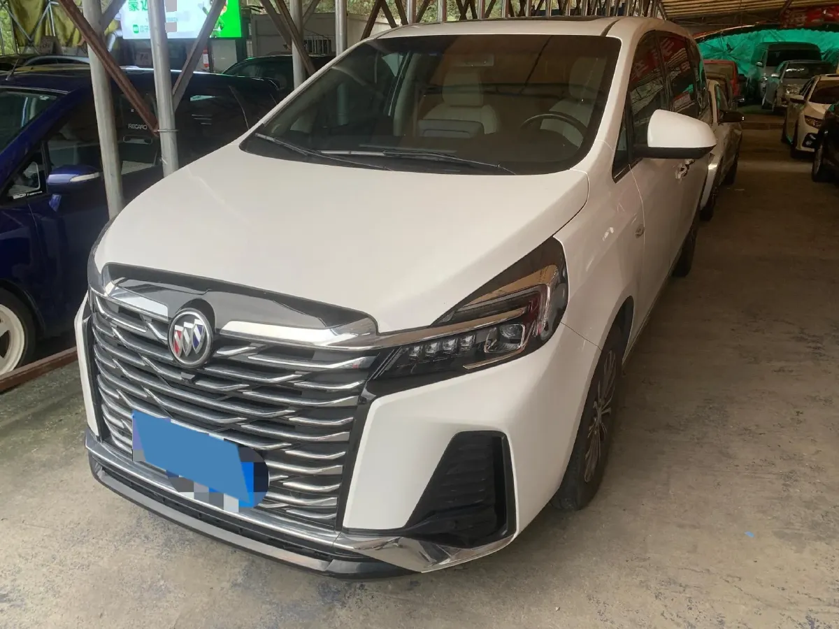 2023 Buick GL8 2.0T 237HP L4 9AT,autocango,china used car exporter,china ev exporter,chinese used car exporter,chinese used ev exporter