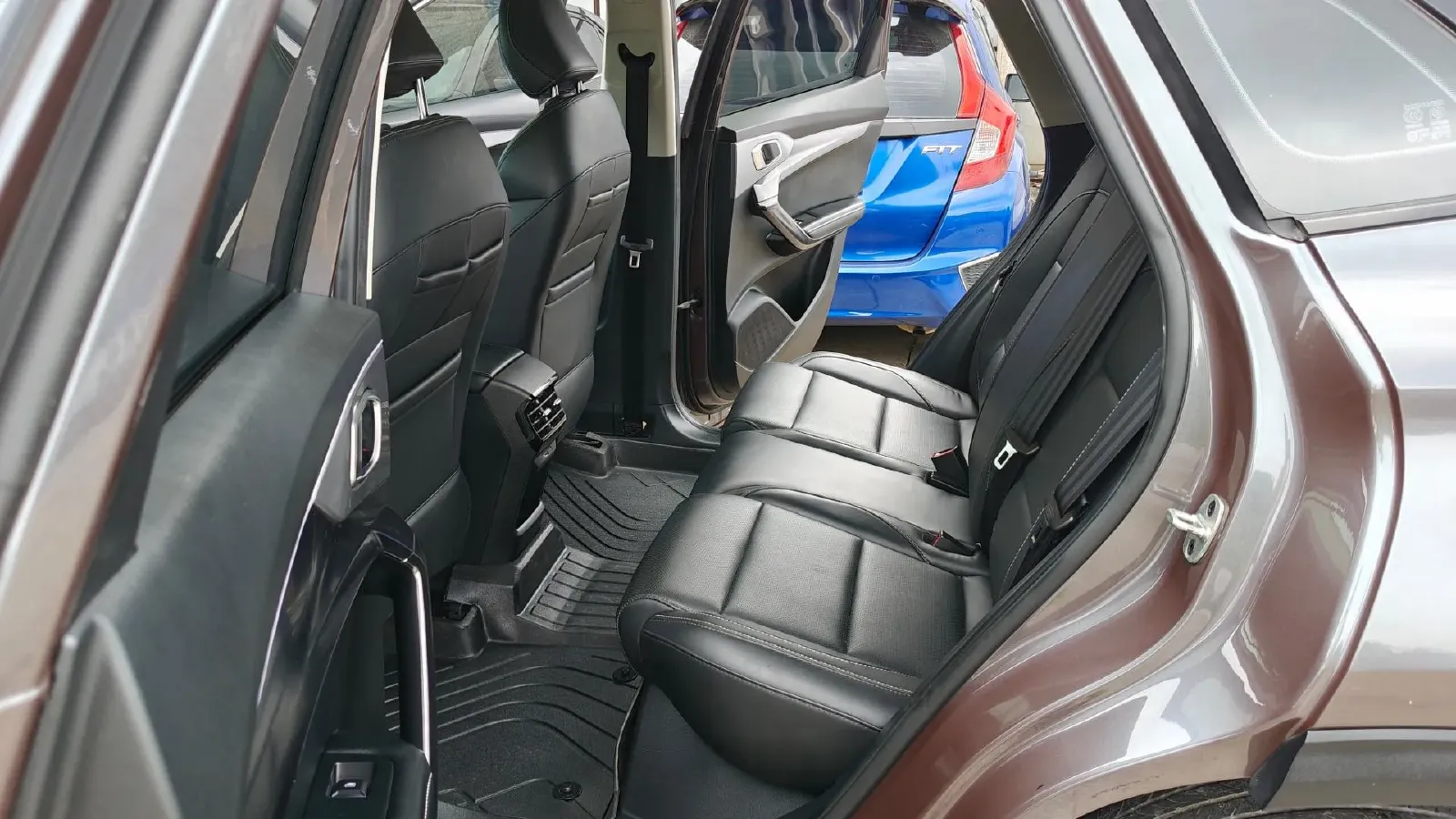 2022 MG ONE 1.5T 181HP L4 CVT,autocango,china used car exporter,china ev exporter,chinese used car exporter,chinese used ev exporter