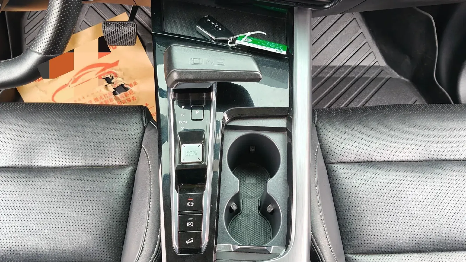 2022 MG ONE 1.5T 181HP L4 CVT,autocango,china used car exporter,china ev exporter,chinese used car exporter,chinese used ev exporter