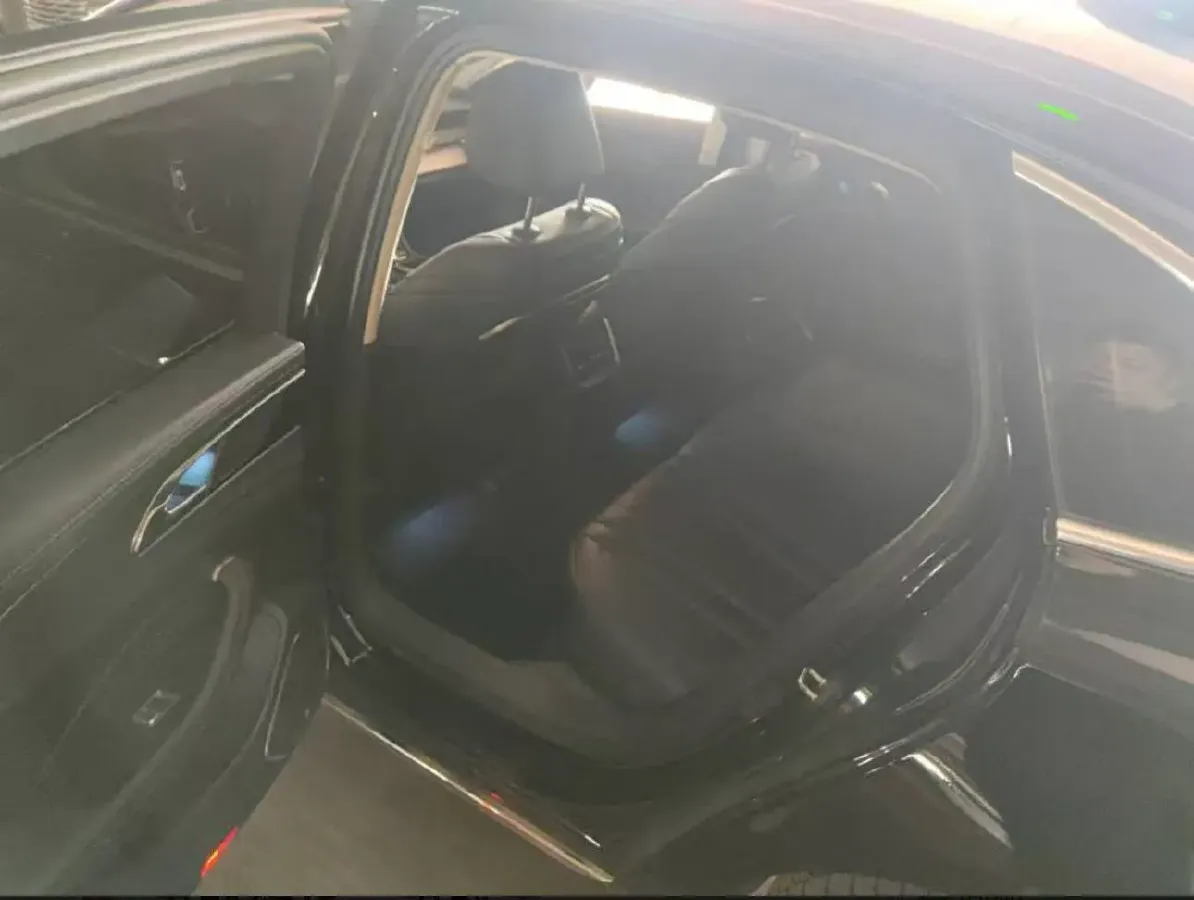 2023 HongQi H5 1.5T 169HP L4 7DCT,autocango,china used car exporter,china ev exporter,chinese used car exporter,chinese used ev exporter