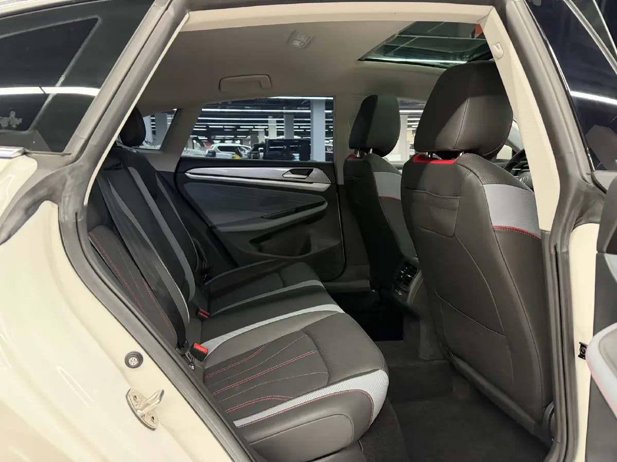 2023 Volkswagen Lamando 1.4T 150HP L4 7DCT,autocango,china used car exporter,china ev exporter,chinese used car exporter,chinese used ev exporter