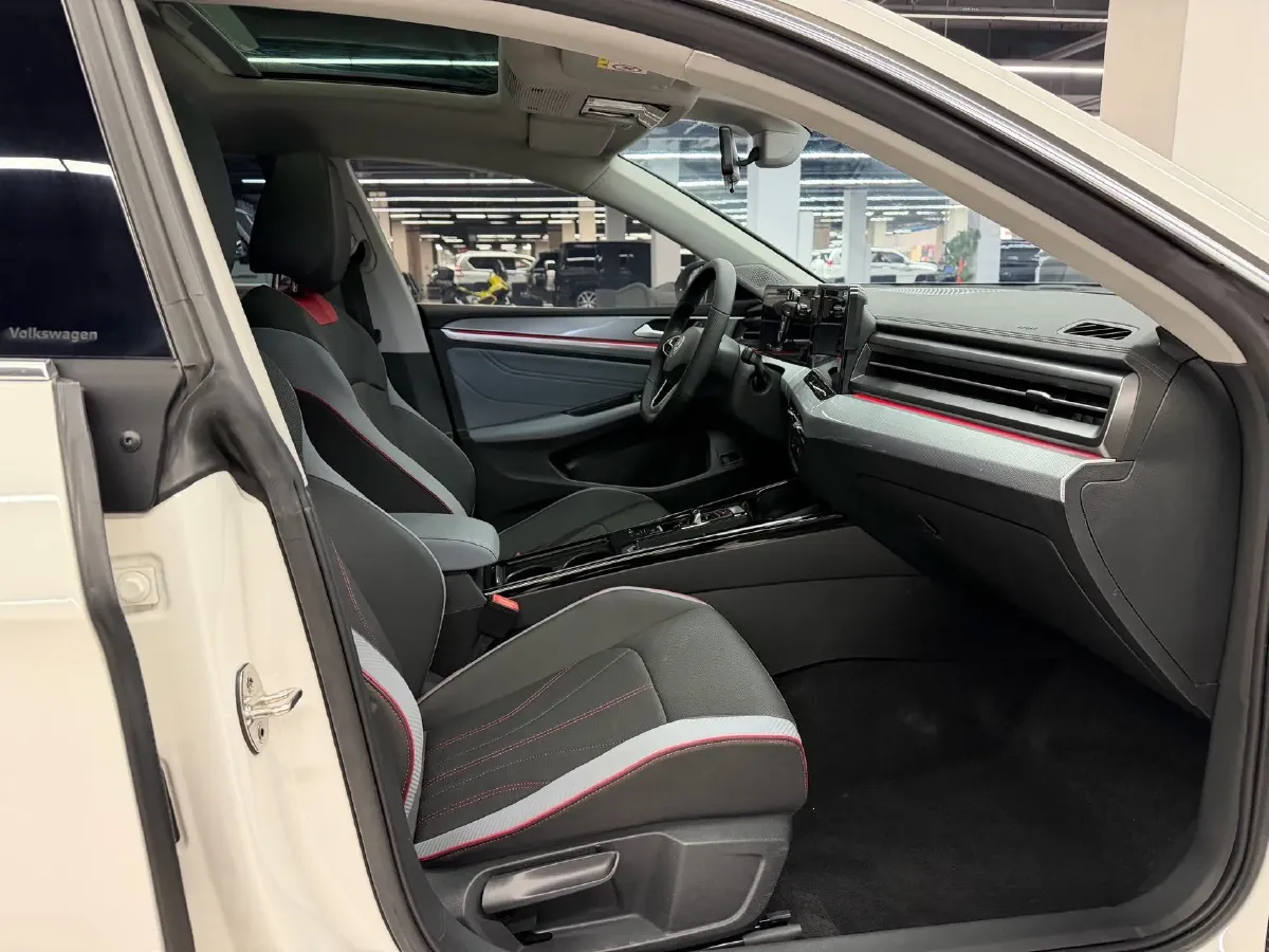 2023 Volkswagen Lamando 1.4T 150HP L4 7DCT,autocango,china used car exporter,china ev exporter,chinese used car exporter,chinese used ev exporter