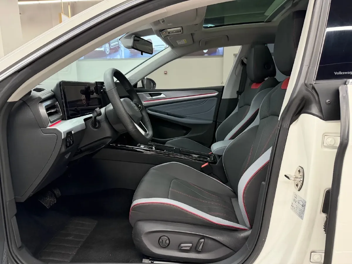 2023 Volkswagen Lamando 1.4T 150HP L4 7DCT,autocango,china used car exporter,china ev exporter,chinese used car exporter,chinese used ev exporter