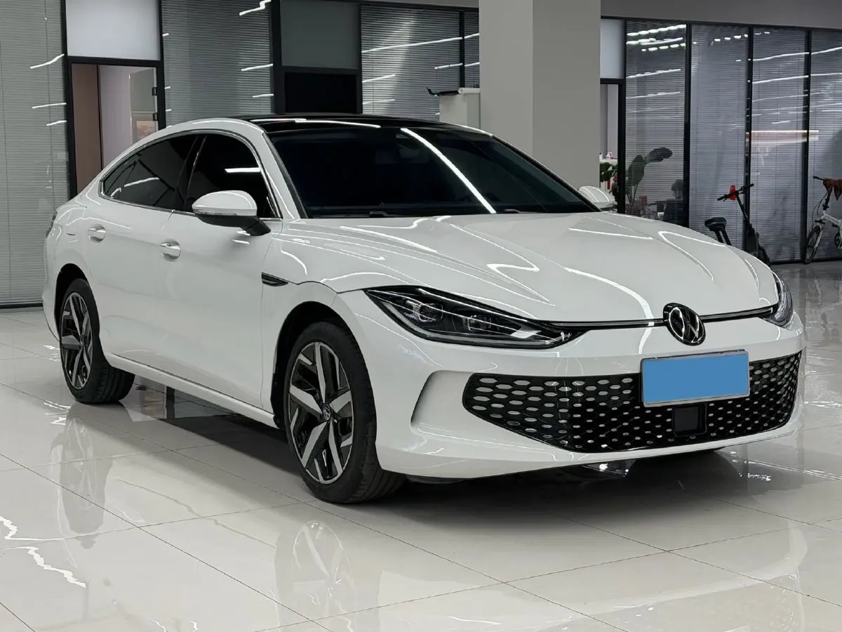 2023 Volkswagen Lamando 1.4T 150HP L4 7DCT,autocango,china used car exporter,china ev exporter,chinese used car exporter,chinese used ev exporter