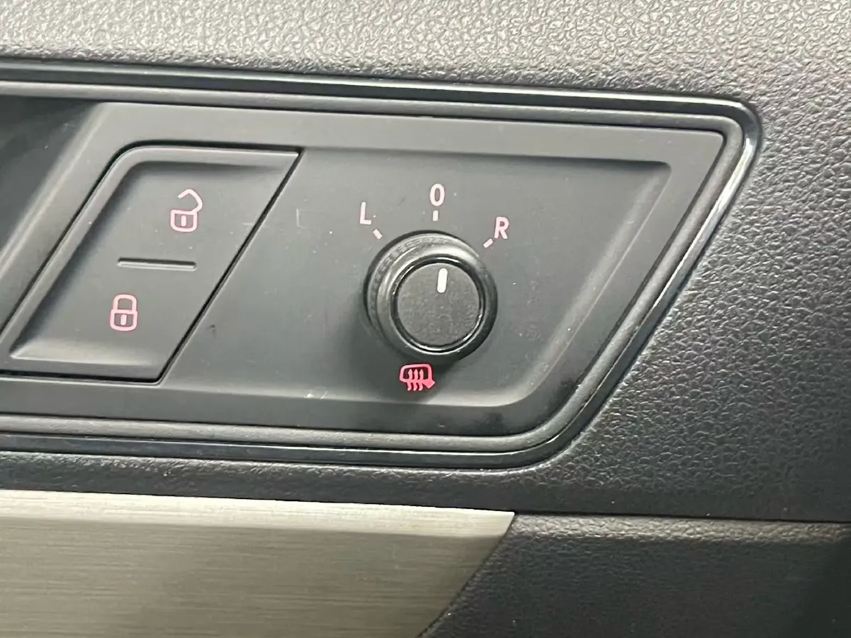 2019 Citroen C4L 1.2T 136HP L3 6AT,autocango,china used car exporter,china ev exporter,chinese used car exporter,chinese used ev exporter