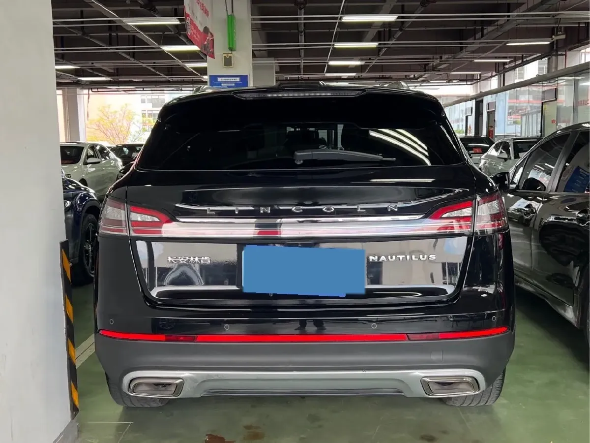 2021 Lincoln Nautilus 2.0T 245HP L4 8AT,autocango,china used car exporter,china ev exporter,chinese used car exporter,chinese used ev exporter
