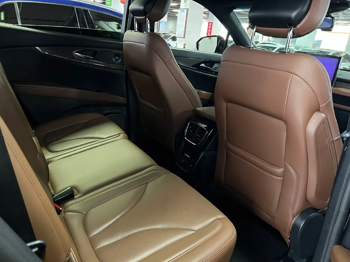 2021 Lincoln Nautilus 2.0T 245HP L4 8AT,autocango,china used car exporter,china ev exporter,chinese used car exporter,chinese used ev exporter