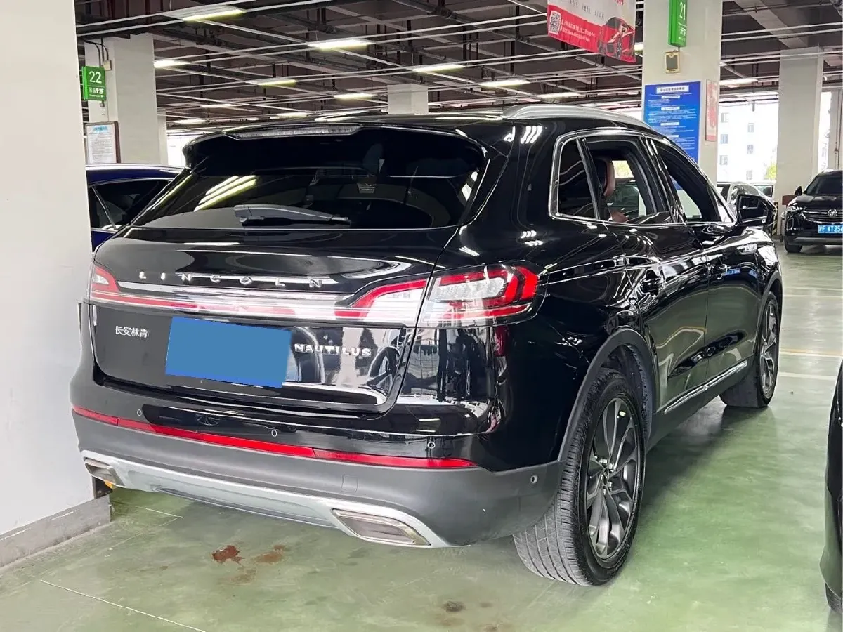 2021 Lincoln Nautilus 2.0T 245HP L4 8AT,autocango,china used car exporter,china ev exporter,chinese used car exporter,chinese used ev exporter
