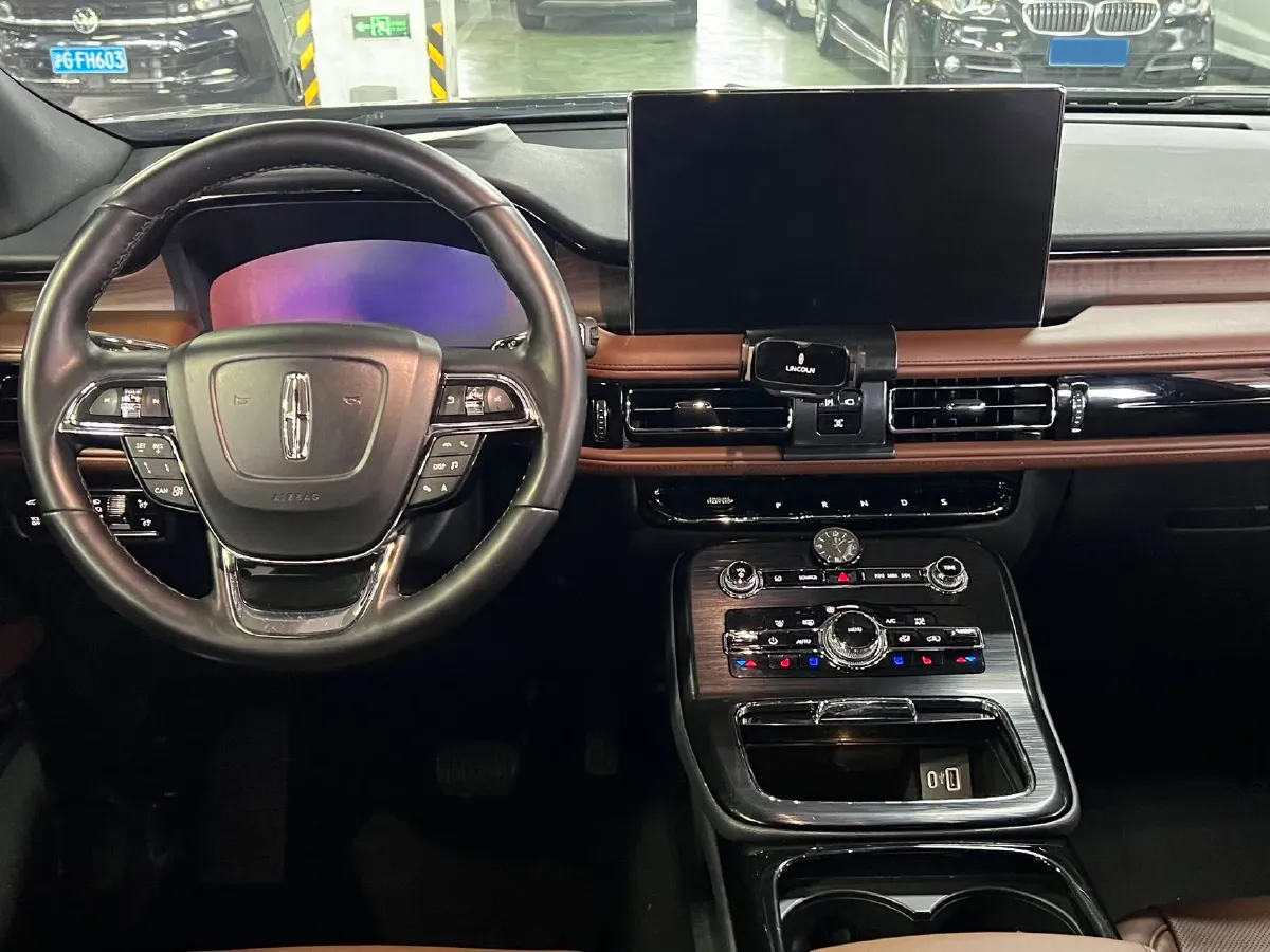 2021 Lincoln Nautilus 2.0T 245HP L4 8AT,autocango,china used car exporter,china ev exporter,chinese used car exporter,chinese used ev exporter