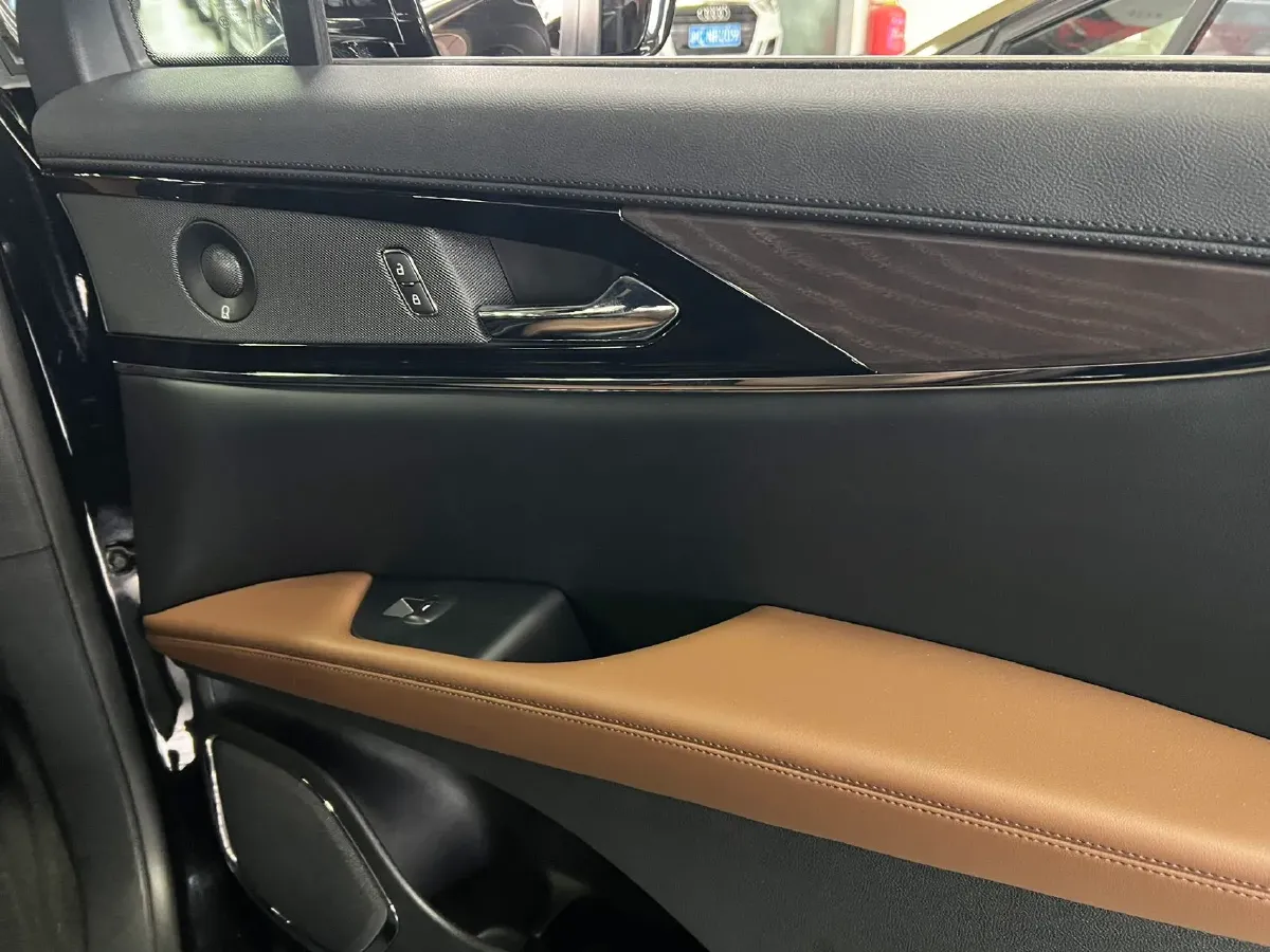 2021 Lincoln Nautilus 2.0T 245HP L4 8AT,autocango,china used car exporter,china ev exporter,chinese used car exporter,chinese used ev exporter