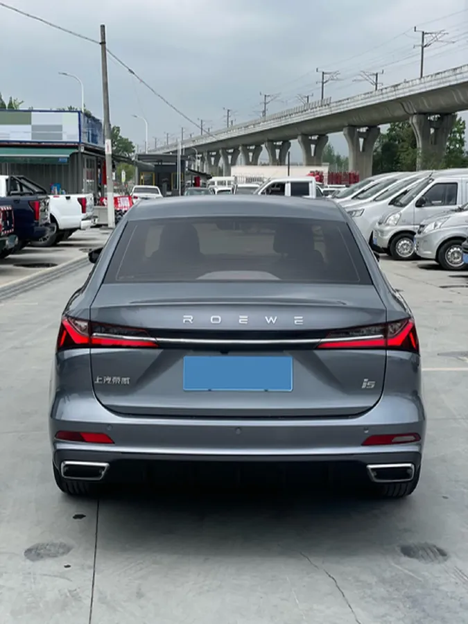 2023 Roewe i5 1.5L 129HP L4 CVT,autocango,china used car exporter,china ev exporter,chinese used car exporter,chinese used ev exporter