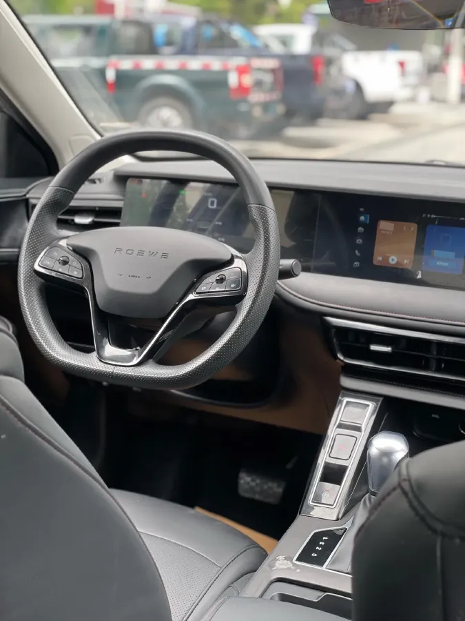 2023 Roewe i5 1.5L 129HP L4 CVT,autocango,china used car exporter,china ev exporter,chinese used car exporter,chinese used ev exporter