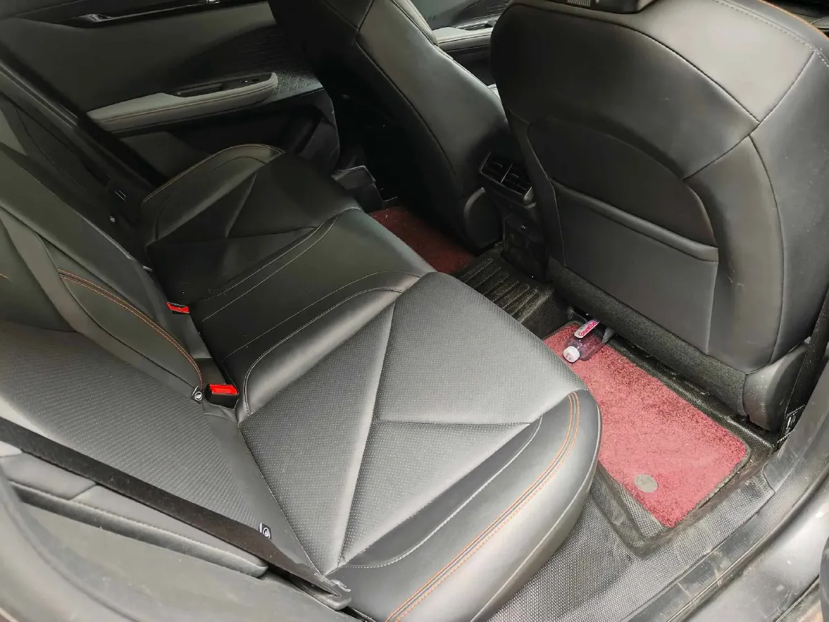 2022 ChangAn UNI-V 1.5T 188HP L4 7DCT,autocango,china used car exporter,china ev exporter,chinese used car exporter,chinese used ev exporter