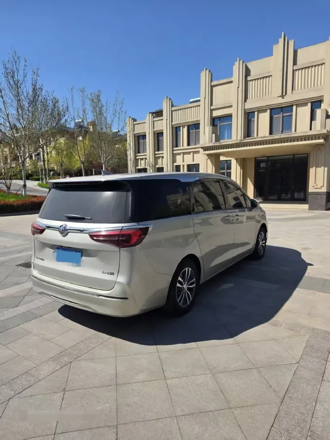 2020 Buick GL8 2.0T 237HP L4 9AT,autocango,china used car exporter,china ev exporter,chinese used car exporter,chinese used ev exporter
