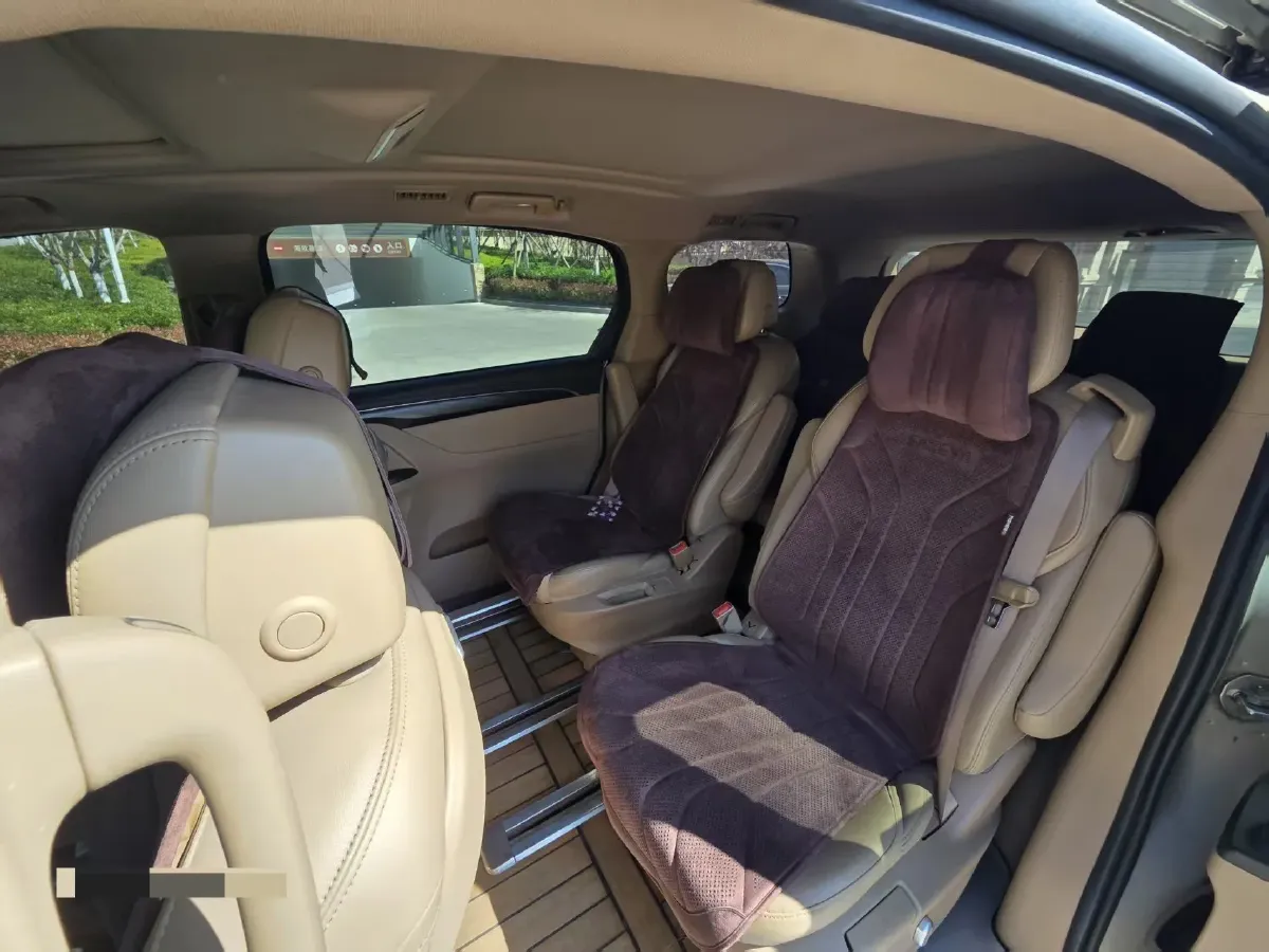 2020 Buick GL8 2.0T 237HP L4 9AT,autocango,china used car exporter,china ev exporter,chinese used car exporter,chinese used ev exporter