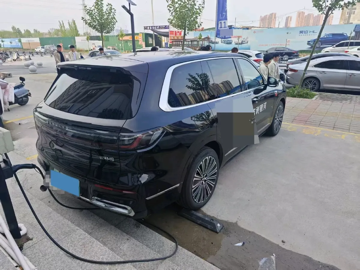 2025 Geely Galaxy M9 1.5T 163HP L4 3DHT PHEV,autocango,china used car exporter,china ev exporter,chinese used car exporter,chinese used ev exporter