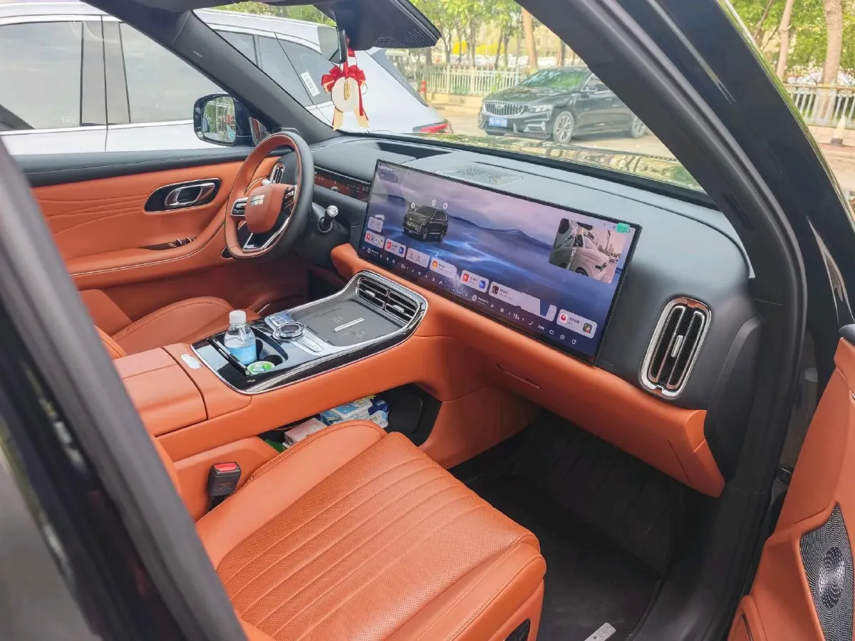 2025 Geely Galaxy M9 1.5T 163HP L4 3DHT PHEV,autocango,china used car exporter,china ev exporter,chinese used car exporter,chinese used ev exporter