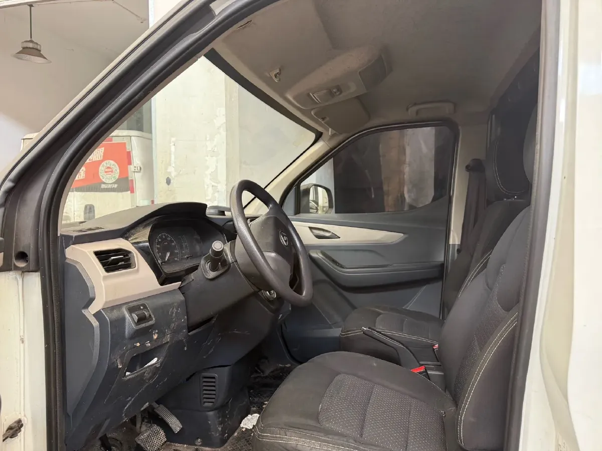 2021 Bestune T77 1.5T 169HP L4 7DCT,autocango,china used car exporter,china ev exporter,chinese used car exporter,chinese used ev exporter