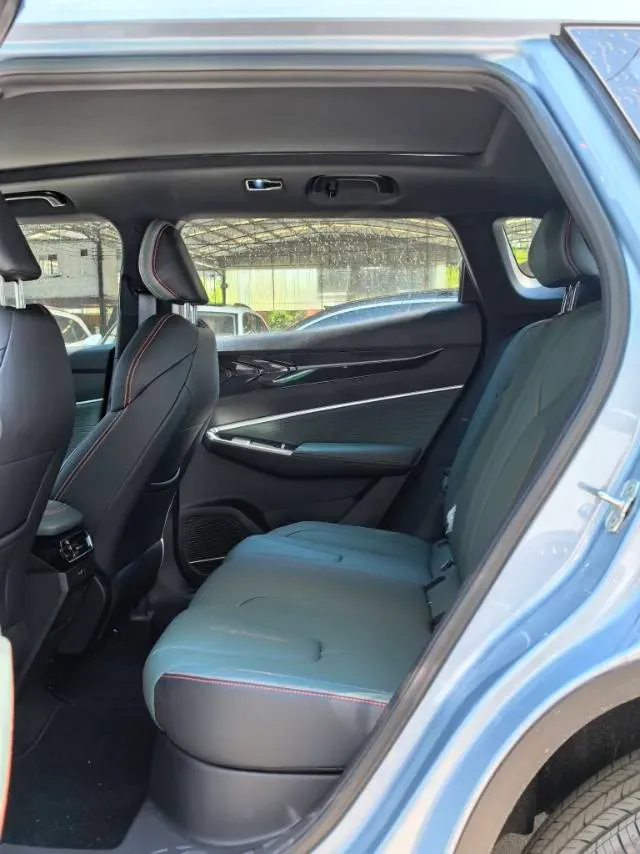 2024 Geely Azkarra 1.5T 181HP L4 7DCT,autocango,china used car exporter,china ev exporter,chinese used car exporter,chinese used ev exporter