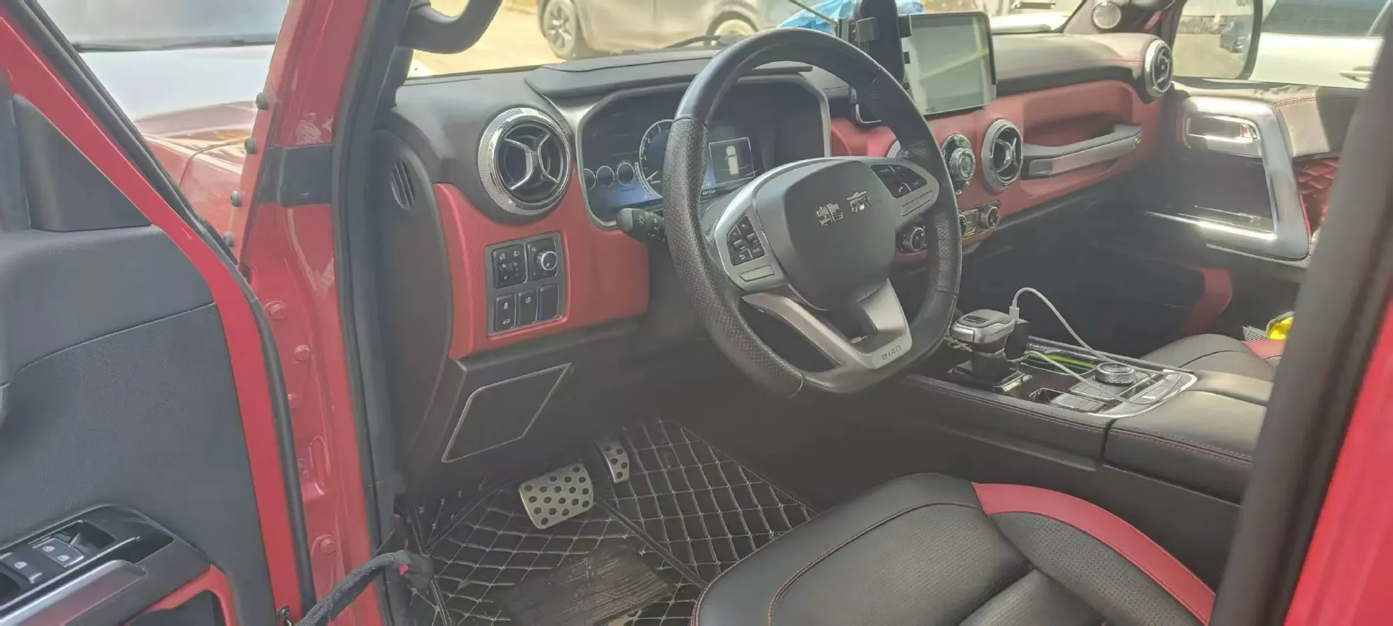 2020 Beijing BJ40 2.0T 224HP L4 8AT,autocango,china used car exporter,china ev exporter,chinese used car exporter,chinese used ev exporter