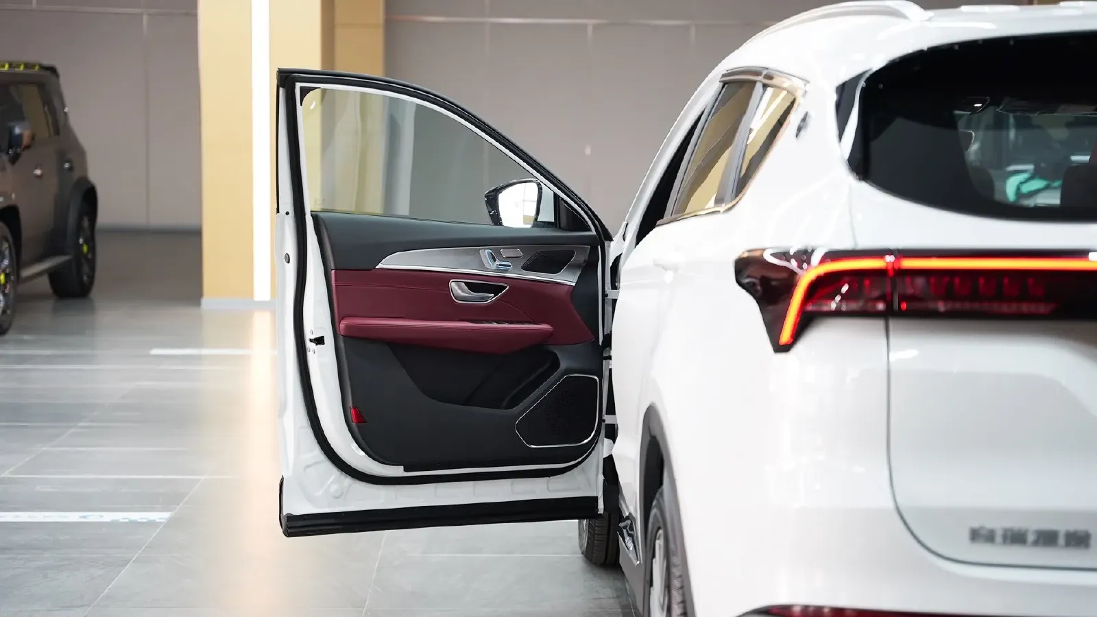 2025 Jetour X70 Plus 1.5T 156HP L4 6DCT,autocango,china used car exporter,china ev exporter,chinese used car exporter,chinese used ev exporter