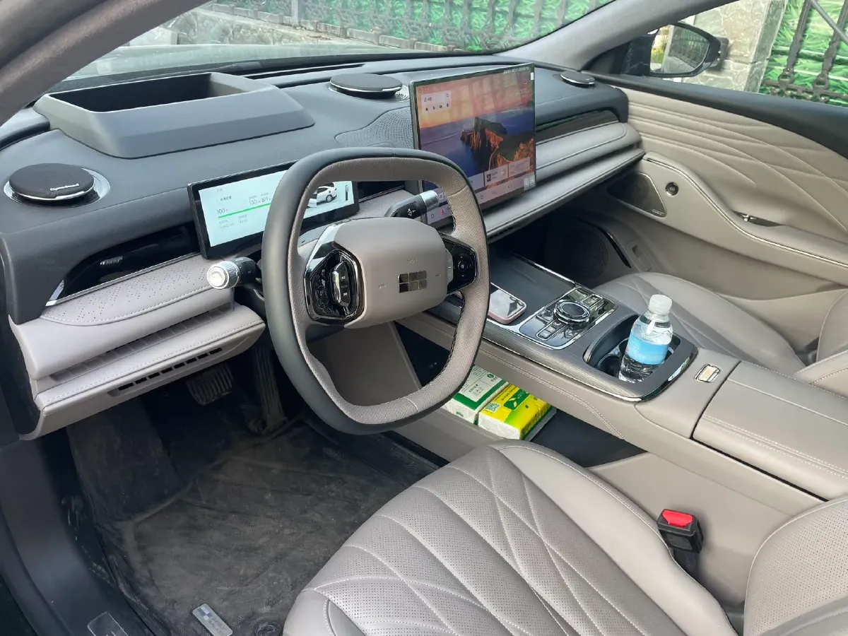 2025 Geely Galaxy Starshine 8 1.5T 163HP L4 3DHT PHEV 27.69KWH,autocango,china used car exporter,china ev exporter,chinese used car exporter,chinese used ev exporter