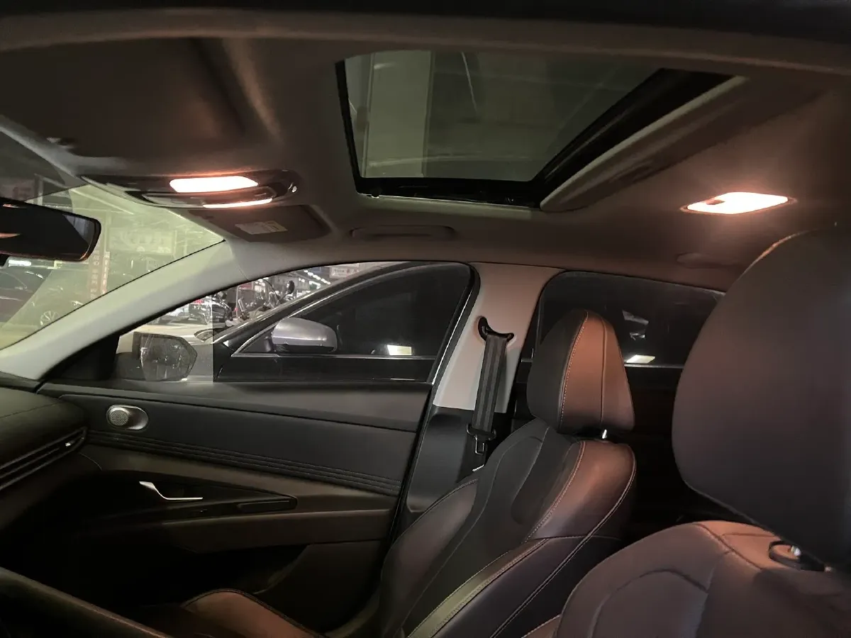 2022 Hyundai Elantra 1.5L 115HP L4 CVT,autocango,china used car exporter,china ev exporter,chinese used car exporter,chinese used ev exporter