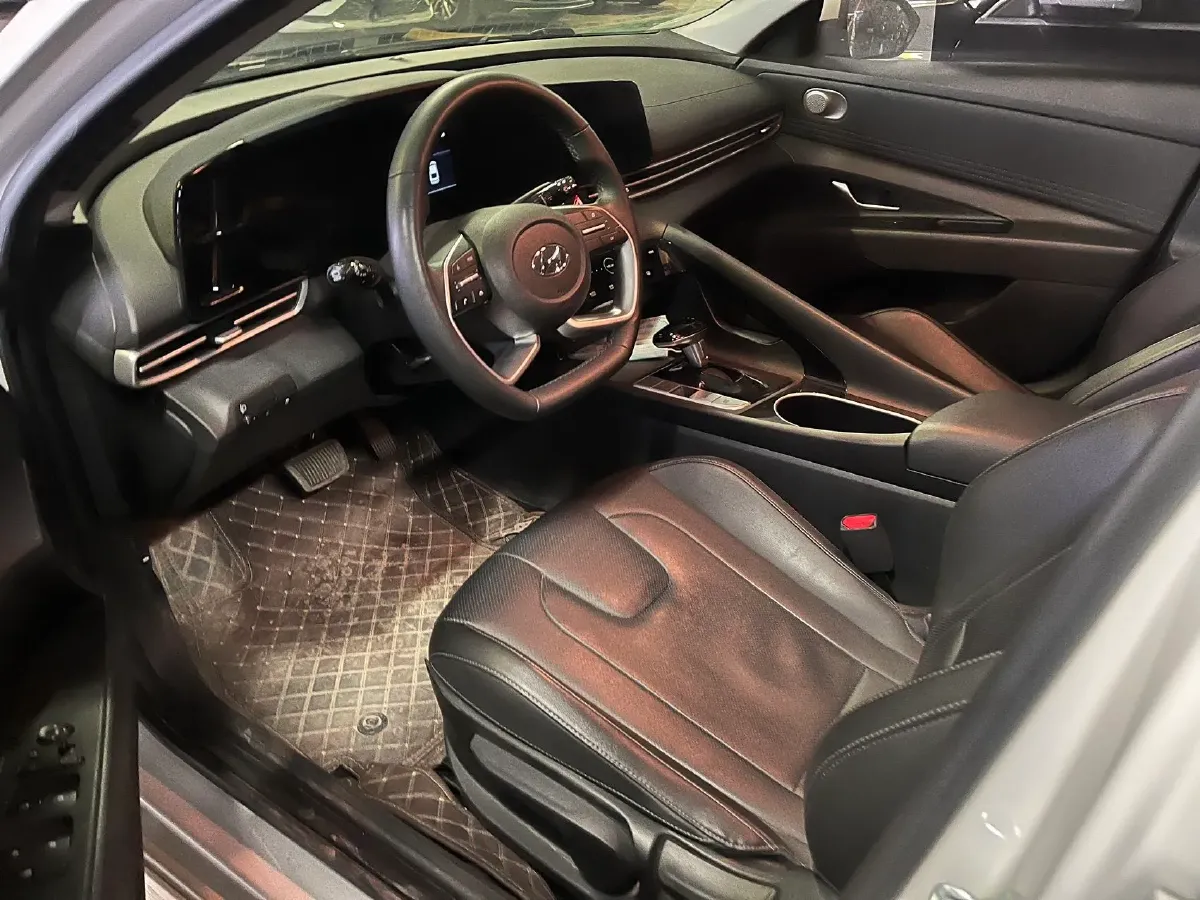 2022 Hyundai Elantra 1.5L 115HP L4 CVT,autocango,china used car exporter,china ev exporter,chinese used car exporter,chinese used ev exporter