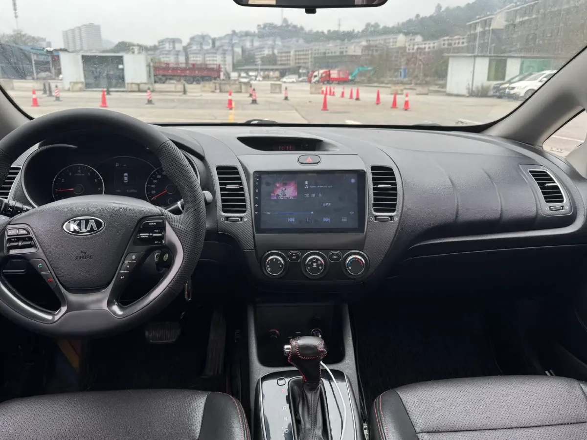2017 Kia K3 1.6L 128HP L4 6AT,autocango,china used car exporter,china ev exporter,chinese used car exporter,chinese used ev exporter