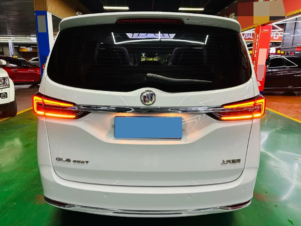 2022 Buick GL8 2.0T 237HP L4 9AT,autocango,china used car exporter,china ev exporter,chinese used car exporter,chinese used ev exporter