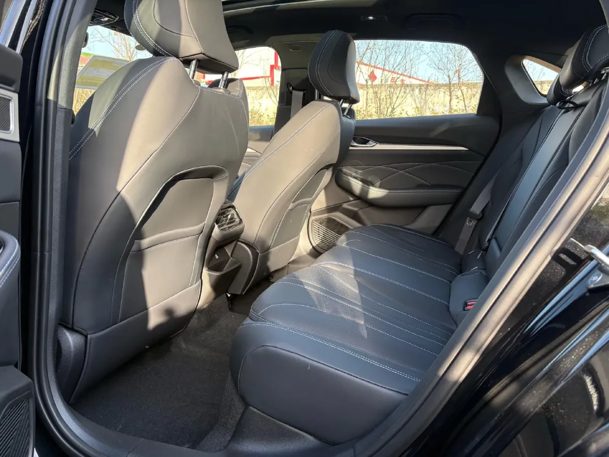 2026 Geely Preface 1.5T 181HP L4 7DCT,autocango,china used car exporter,china ev exporter,chinese used car exporter,chinese used ev exporter